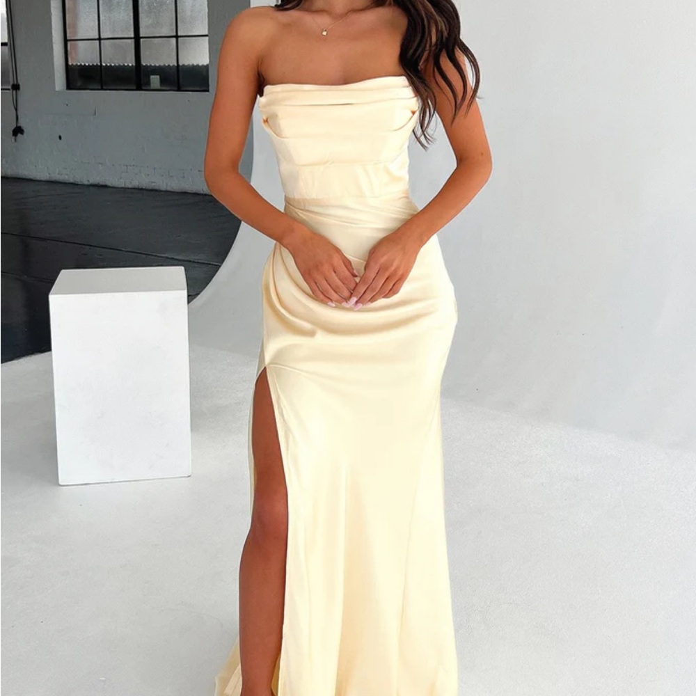 Strapless Satin Evening Gown in Cream